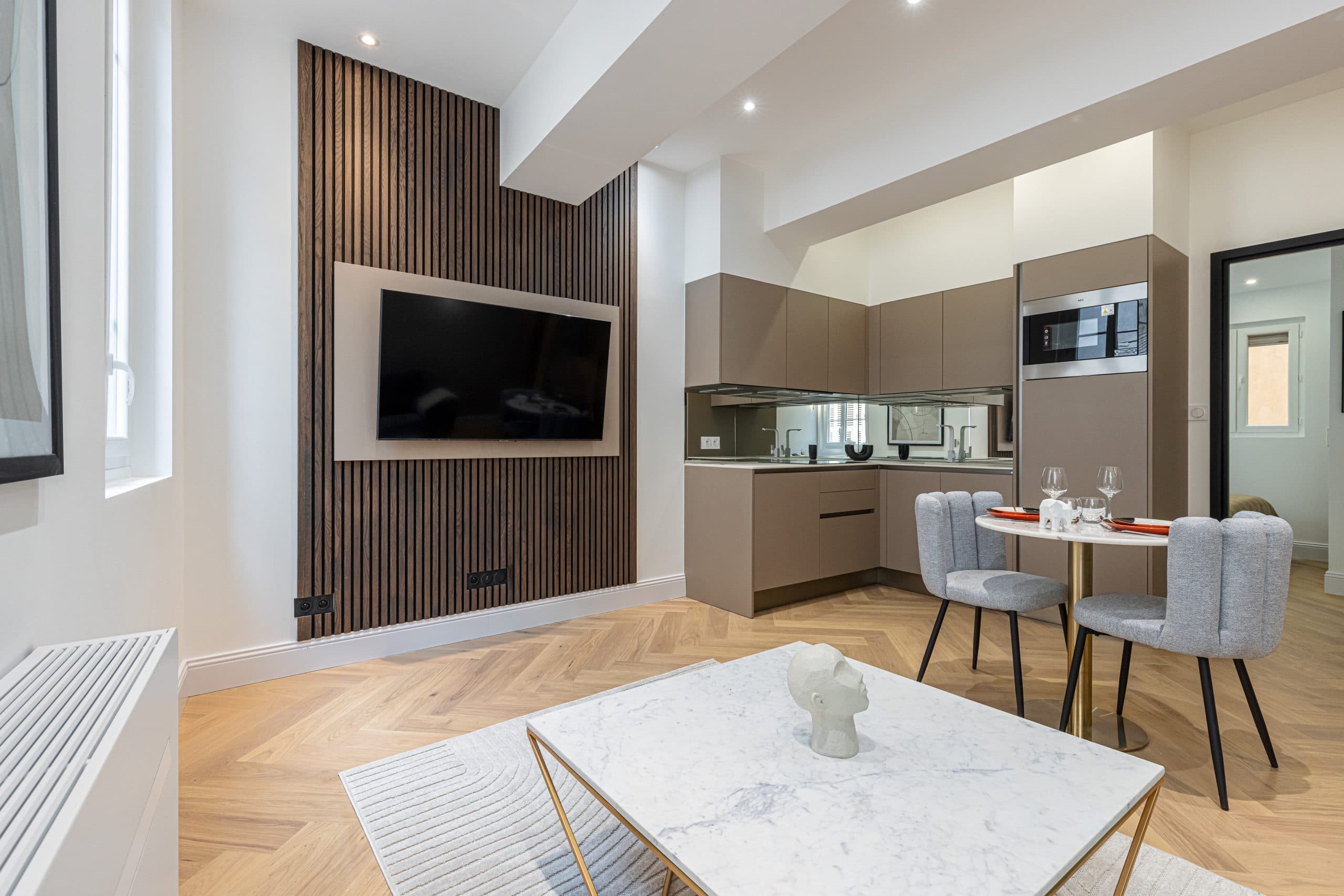 Nice Vieille Ville – Droite (2) - Photo 3