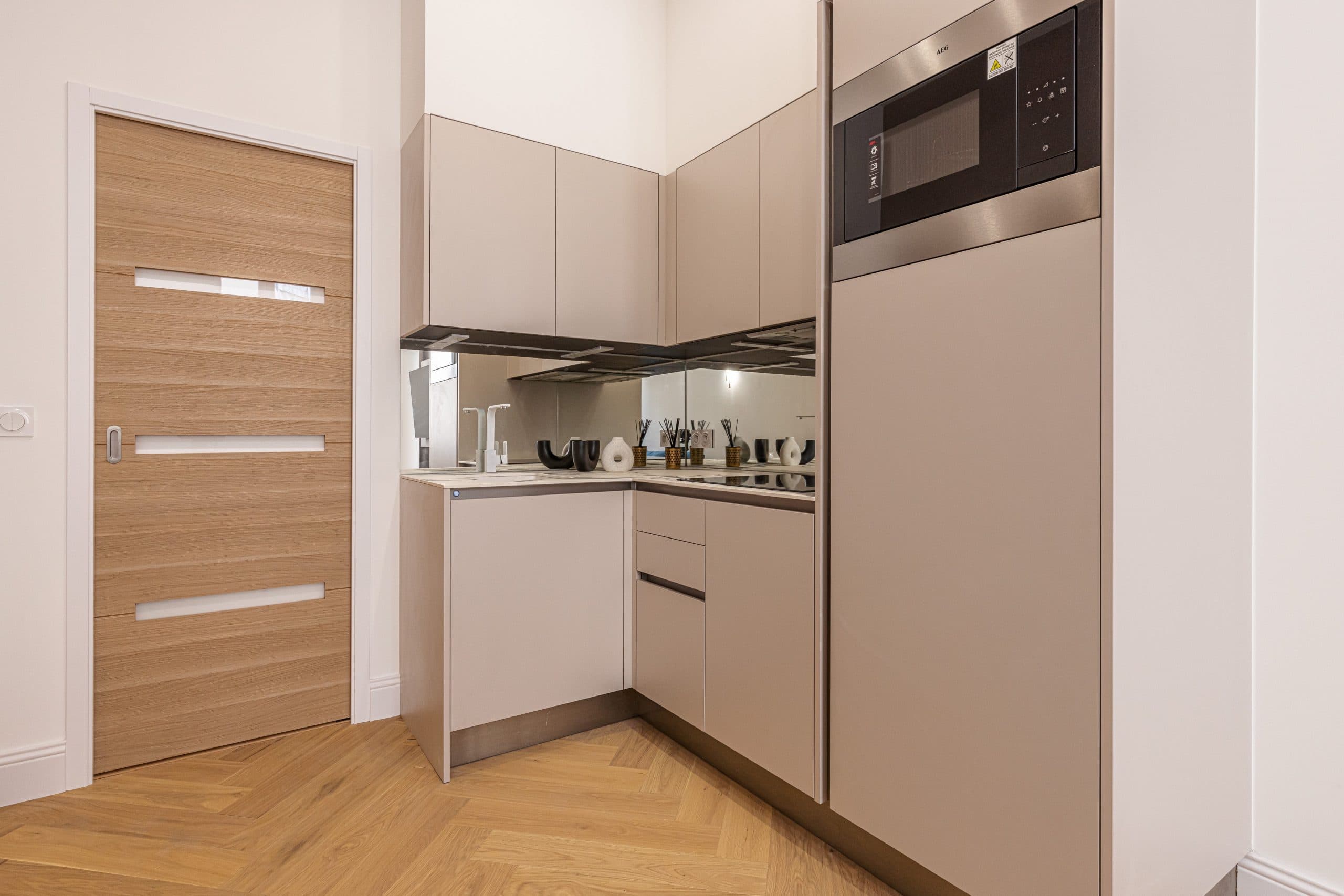 Nice Vieille Ville – Droite - Photo 6